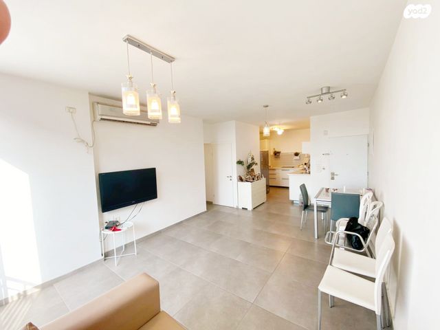 שמעון בן צבי 