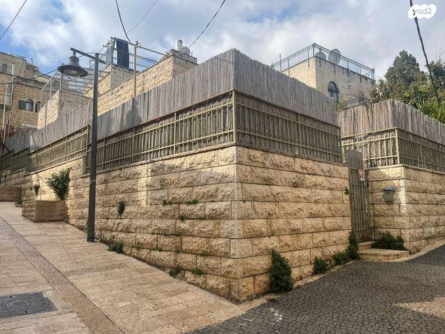 בית פרטי/ קוטג', קדושי סטרומה, מלחה, מנחת, ירושלים