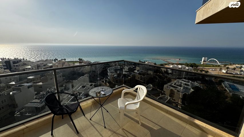 דירה, פייר קניג 9, נוף הטיילת, נתניה