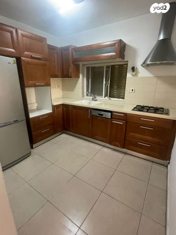 בית פרטי/ קוטג', קדושי סטרומה, מלחה, מנחת, ירושלים