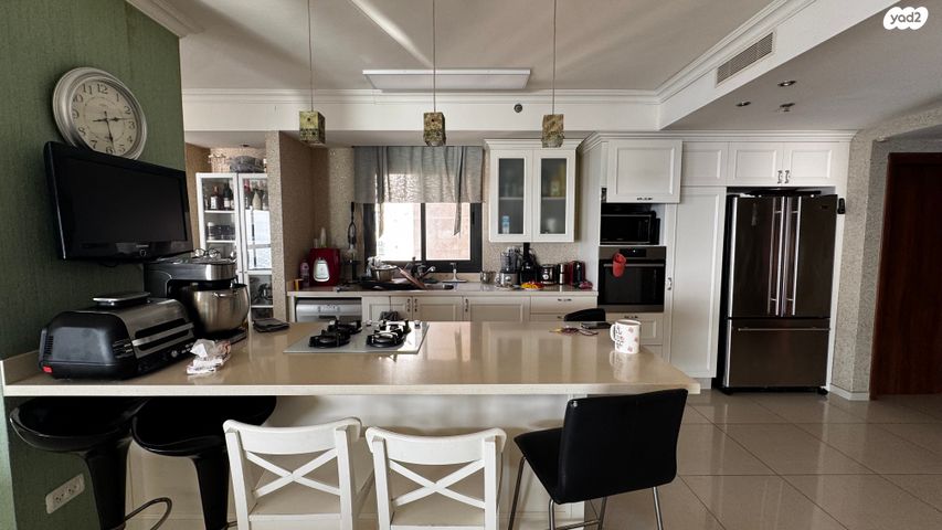 דירה, פייר קניג 9, נוף הטיילת, נתניה