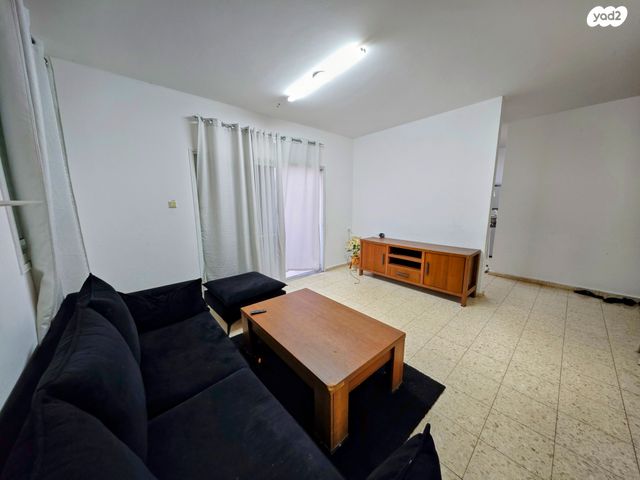 דופלקס, שער הגיא 30, אריאל