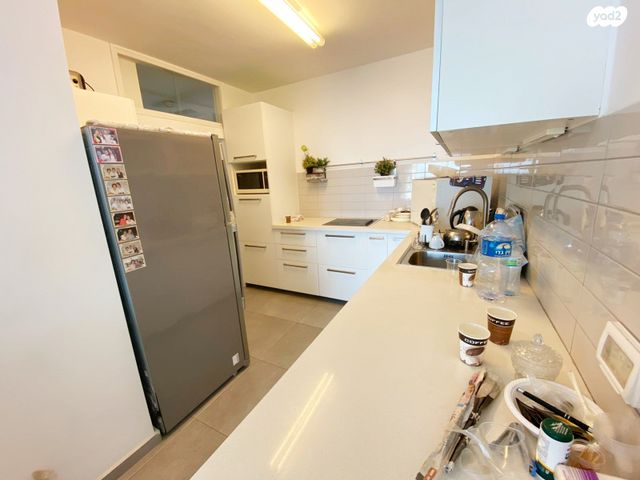 דירה, שמעון בן צבי, שטח 9, גבעתיים