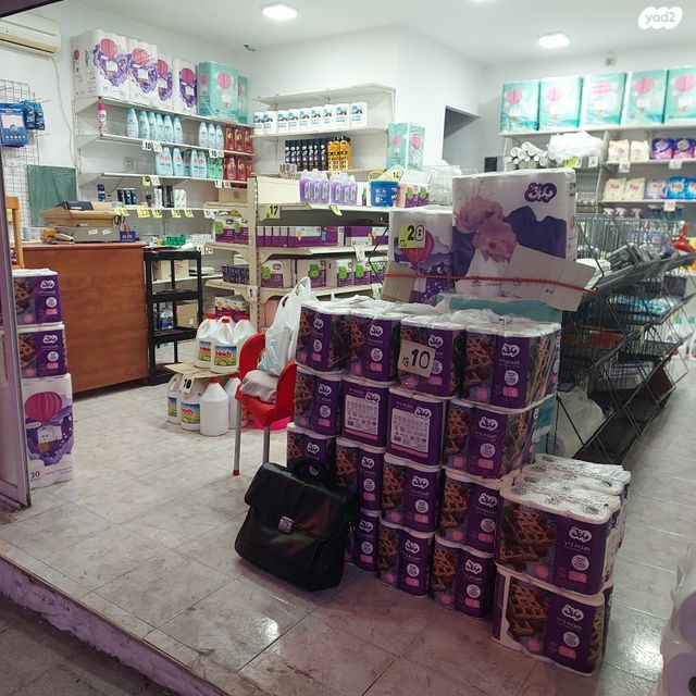 חנויות/ שטח מסחרי, חיפה