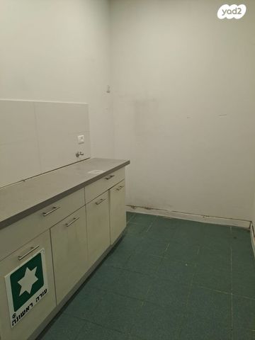 בניין משרדים, דרך אגודת ספורט מכבי 1, מלחה, מנחת, ירושלים