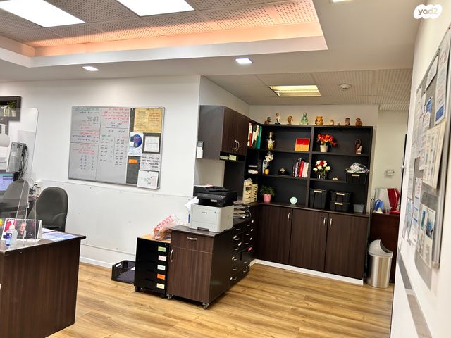 קליניקות, ויצמן, מרכז, כפר סבא