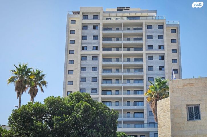 דירה, דרך קדם 6, נופי סלע, מעלה אדומים