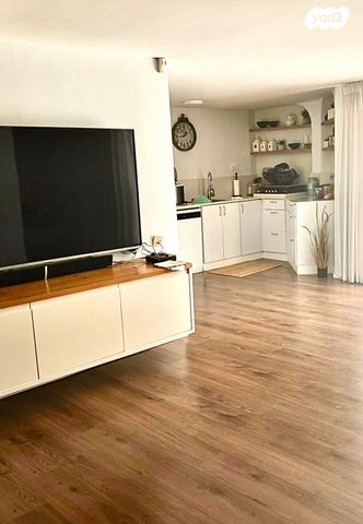 בית פרטי/ קוטג', שאר העיר, עומר