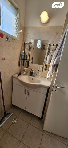 דירה, יצחק בן צבי, קרית חיים מזרחית, חיפה