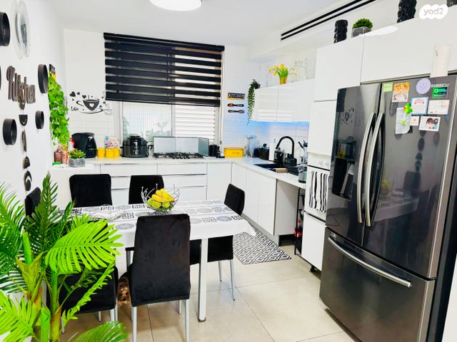 דירה, כרמלי, עין גנים, פתח תקווה