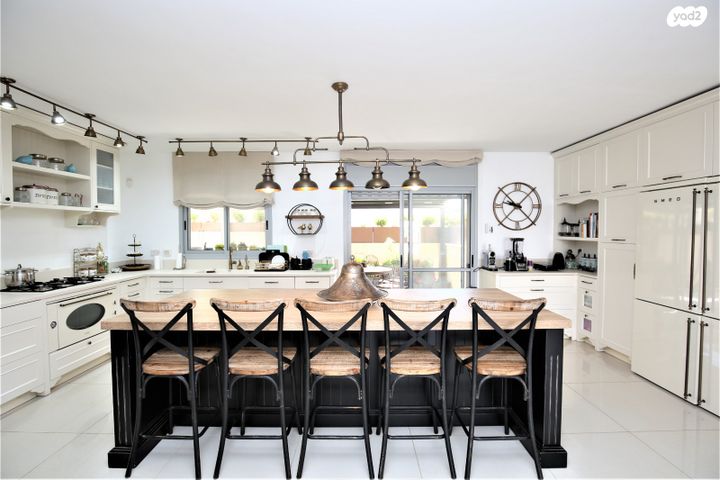 דירה, הציפורים, מודיעין מכבים רעות