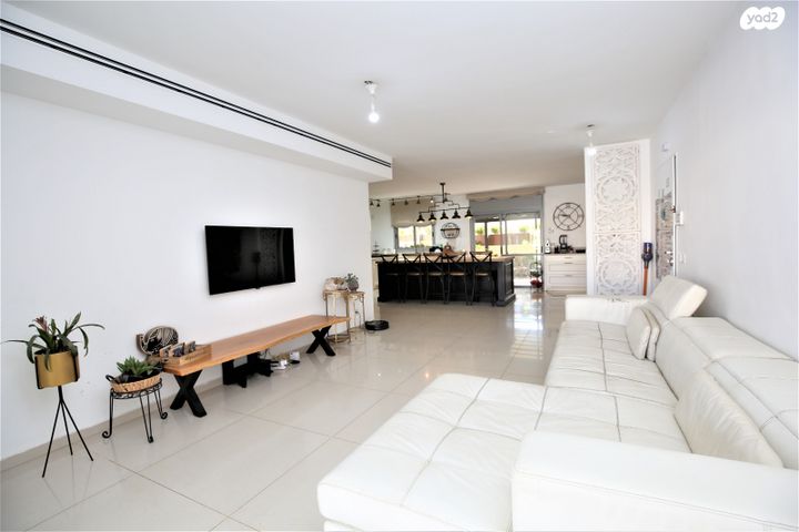 דירה, הציפורים, מודיעין מכבים רעות