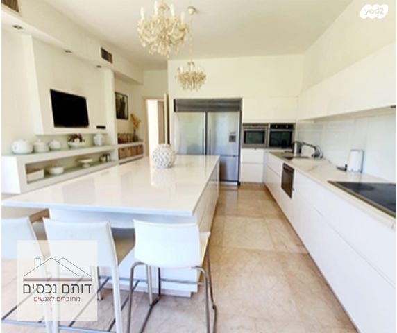 בית פרטי/ קוטג', קיסריה