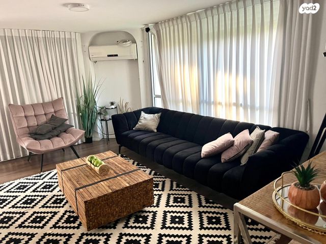 בית פרטי/ קוטג', שאר העיר, עומר