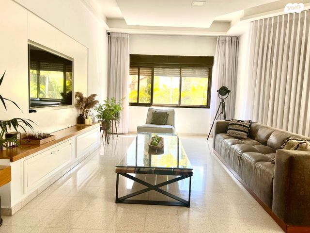 בית פרטי/ קוטג', שאר העיר, עומר