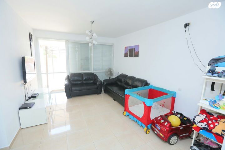 דירת גן, רפאל קלצ'קין, נווה מנחם, באר שבע