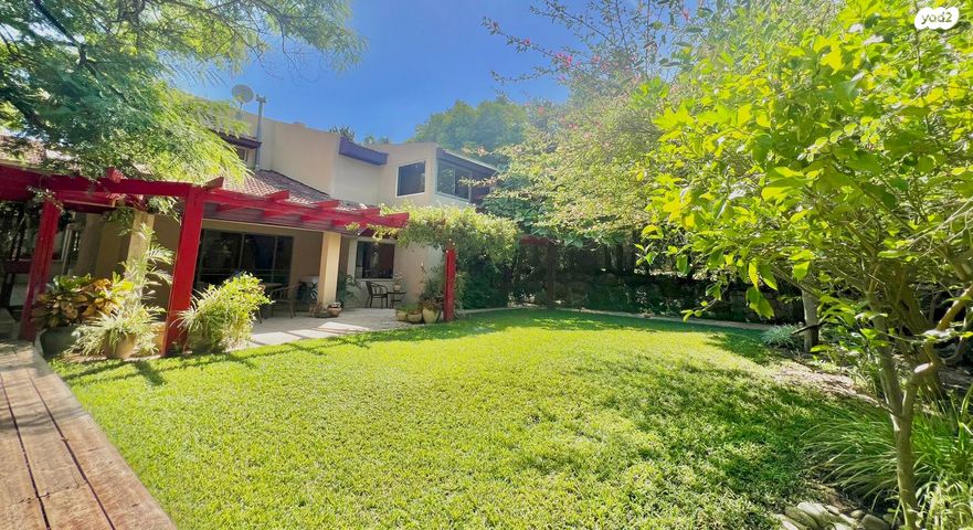 בית פרטי/ קוטג', דרך הפרחים, כוכב יאיר / צור יגאל