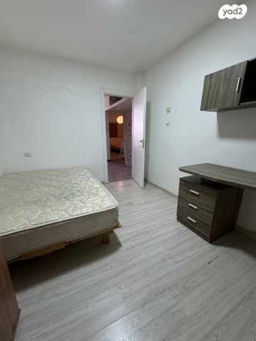 דירה, יצחק רגר 166, שכונה ד', באר שבע