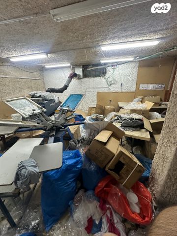 מחסנים, ביל"ו, ב' / צפון מערב העיר, רחובות