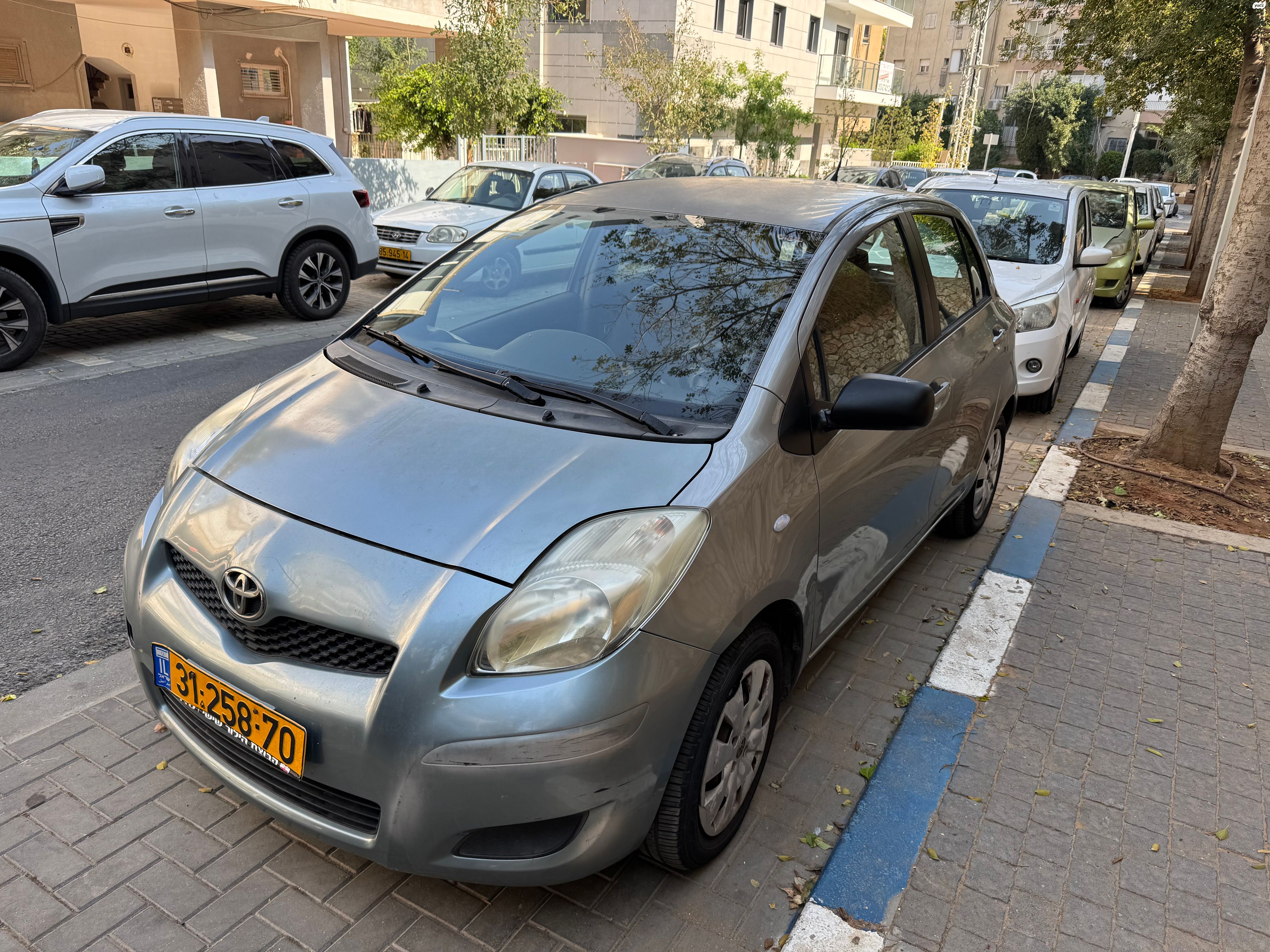 מודעת רכב טויוטה יאריס