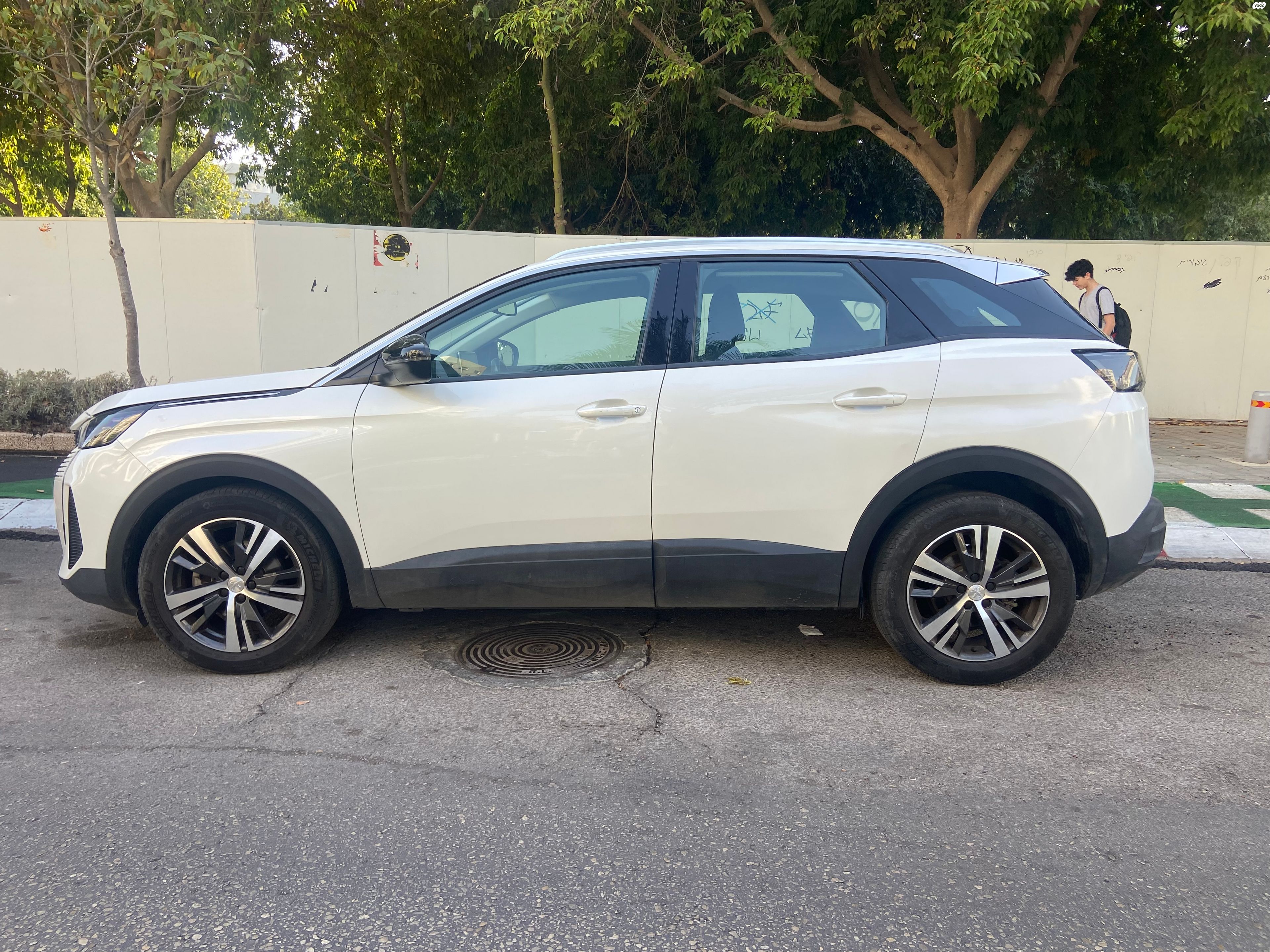 מודעת רכב פיג'ו 3008