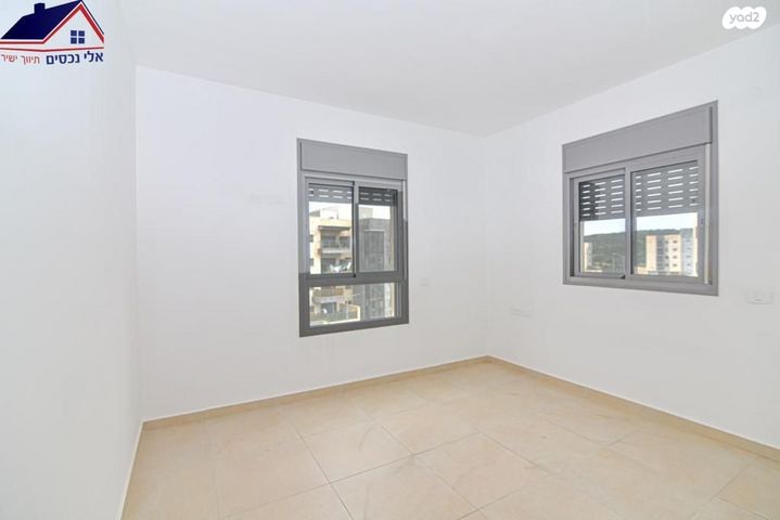 דירה, אודם 15, אבני חן, חריש