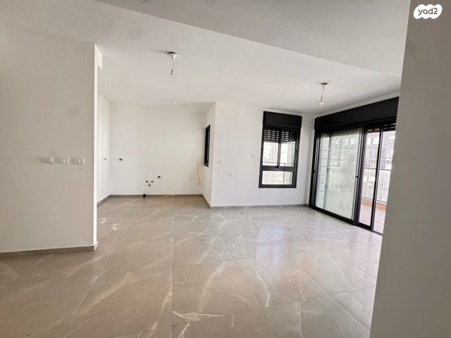 דירה, ערבי נחל, סיטי, גבעתיים