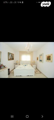 גג/ פנטהאוז, בן אהרון, קרית מלאכי