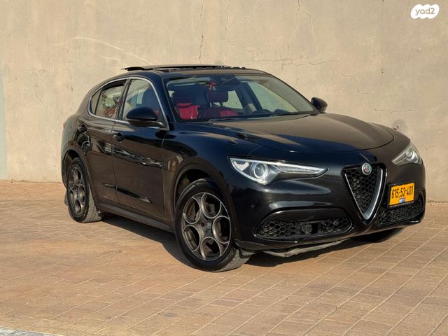 אלפא רומיאו סטלביו