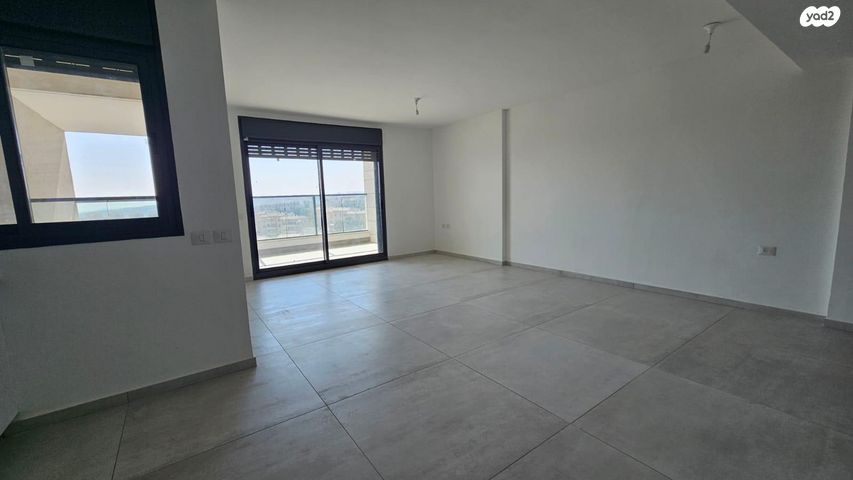 דירה, דרך קדם 6, נופי סלע, מעלה אדומים