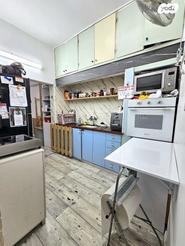 דו משפחתי, אריה בן אליעזר 38, נווה יהושע, ערמונים, רמת גן