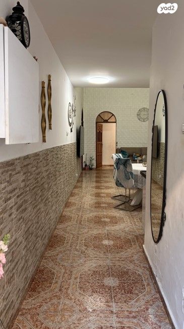 דירת גן, צהלון, שיכוני חסכון, תל אביב יפו