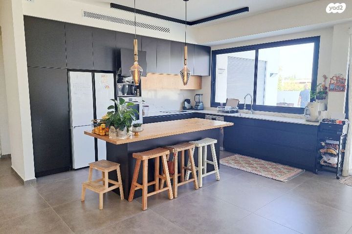 בית פרטי/ קוטג', קדימה צורן