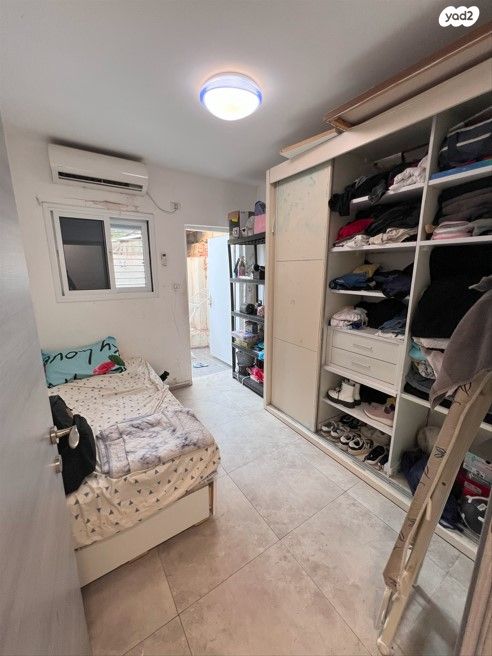 דירת גן, צהלון, שיכוני חסכון, תל אביב יפו