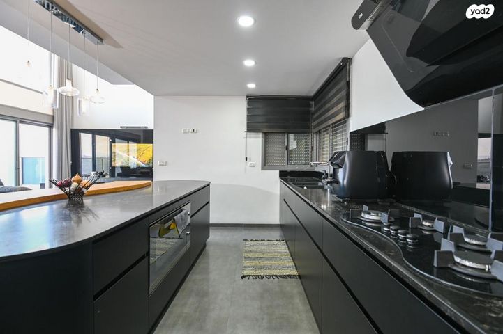 גג/ פנטהאוז, מורן, טבריה