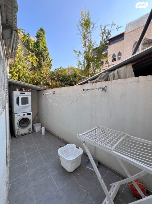 דירת גן, צהלון, שיכוני חסכון, תל אביב יפו