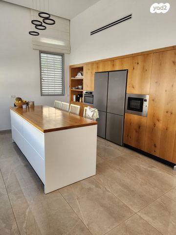 בית פרטי/ קוטג', מיתר / כרמית