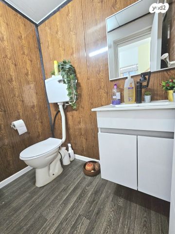 דו משפחתי, אריה בן אליעזר 38, נווה יהושע, ערמונים, רמת גן