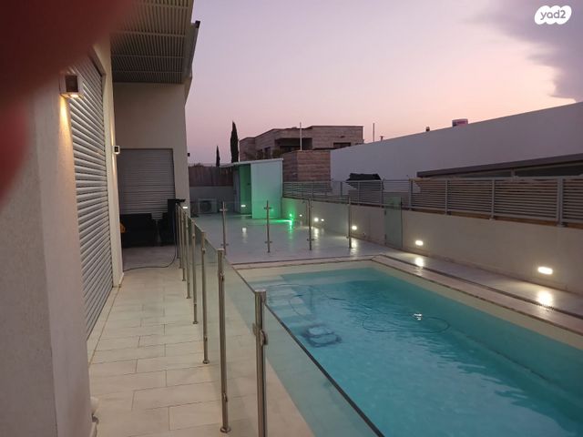 בית פרטי/ קוטג', מיתר / כרמית