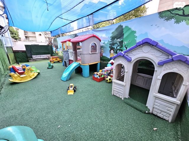 דו משפחתי, אריה בן אליעזר 38, נווה יהושע, ערמונים, רמת גן