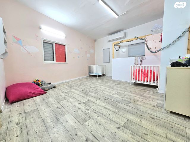 דו משפחתי, אריה בן אליעזר 38, נווה יהושע, ערמונים, רמת גן