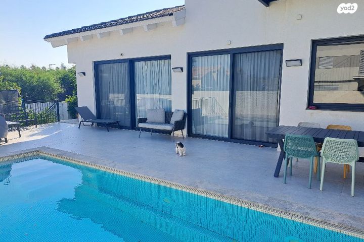 בית פרטי/ קוטג', קדימה צורן