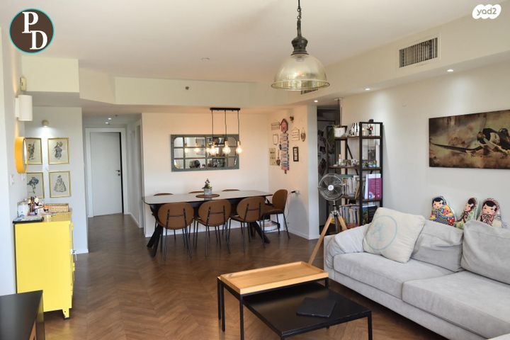 גג/ פנטהאוז, אלונים, קרית השרון, נתניה