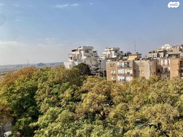 גג/ פנטהאוז, רמז, מערב ותיק, ראשון לציון