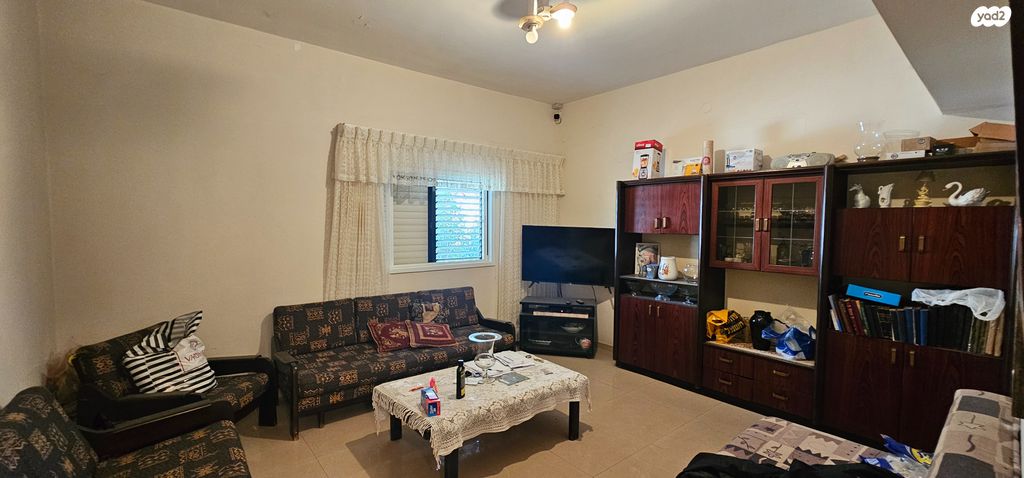 בית פרטי/ קוטג', כנסת ישראל, שעריה, פתח תקווה