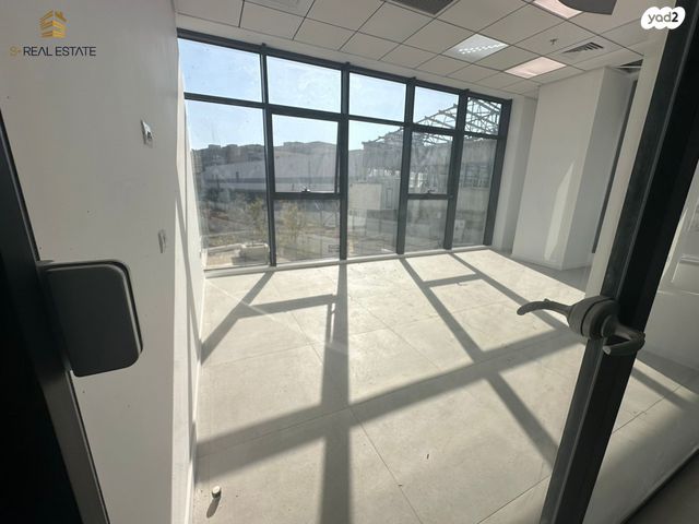 משרדים, נחום חפצדי, אזור תעשיה גבעת שאול, ירושלים