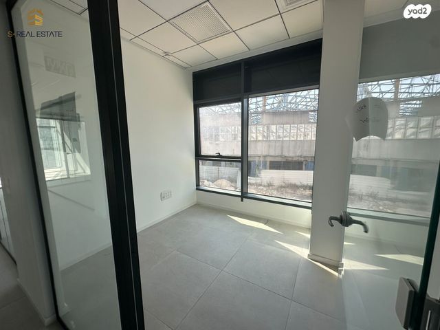 משרדים, נחום חפצדי, אזור תעשיה גבעת שאול, ירושלים