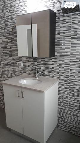 גג/ פנטהאוז, בעל העקידה, שפירא, תל אביב יפו