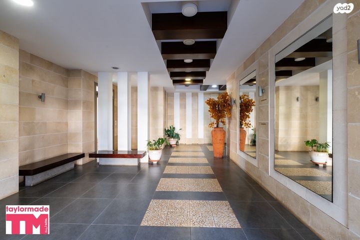 דירה, נטע, תל ימת כרכור, פרדס חנה כרכור