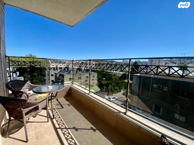 דירה, דוד שמעוני, גבעת הורדים, רסקו, ירושלים